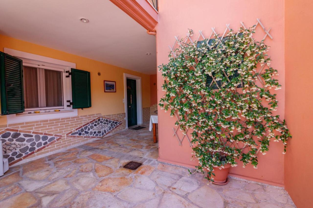 Cleopatra Rooms Νικιάνα Εξωτερικό φωτογραφία